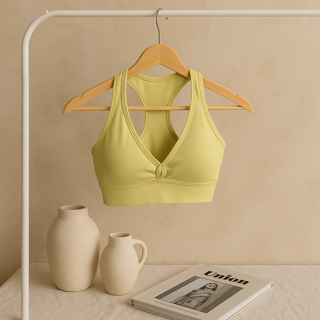 Light Nadador Women Sport Bra Top Comfortable Lightweight Fabric Modern Style Machine Washable Brazilian Seamless Polyamide
