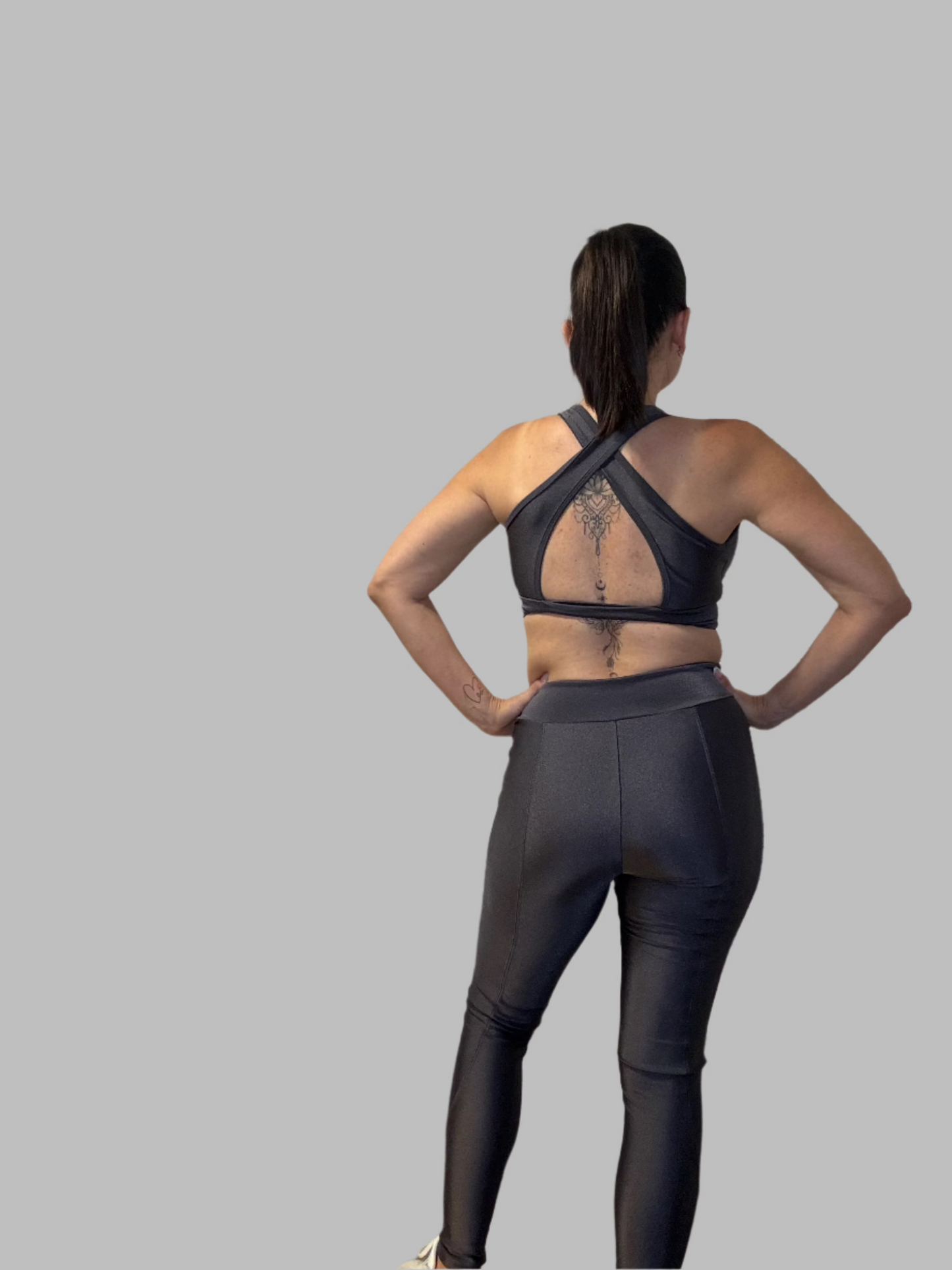 Women's Sport Bra V Neck Trilobal Fit Cruzado - Comfortable Fit for Active Women