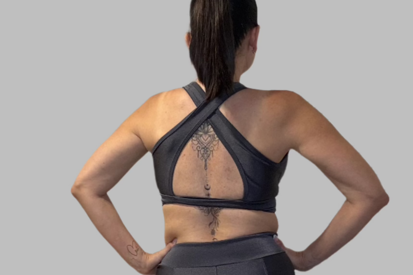 Women's Sport Bra V Neck Trilobal Fit Cruzado - Comfortable Fit for Active Women