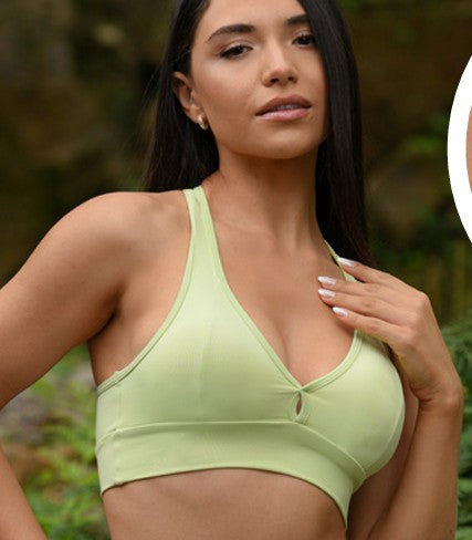 Light Nadador Women Sport Bra Top Comfortable Lightweight Fabric Modern Style Machine Washable Brazilian Seamless Polyamide